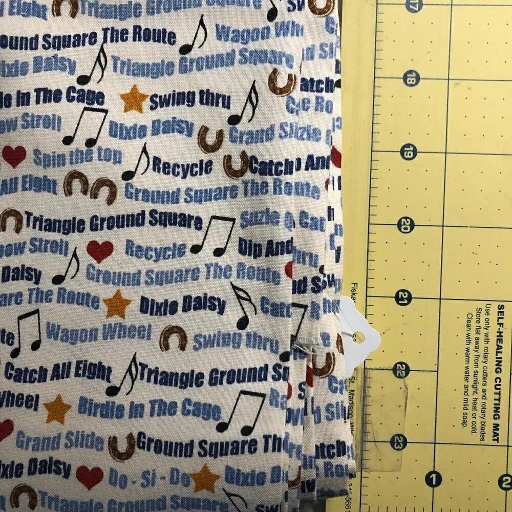 🛒$25 5 yards cotton fabric square dancing
